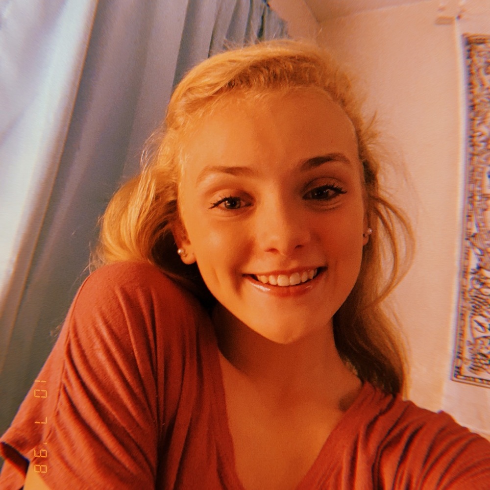 Meet your Posher, Karina